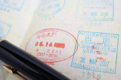 2021年10月現在、コロナ下にて技能実習生を修了した外国人が取ることのできる選択肢について紹介します。